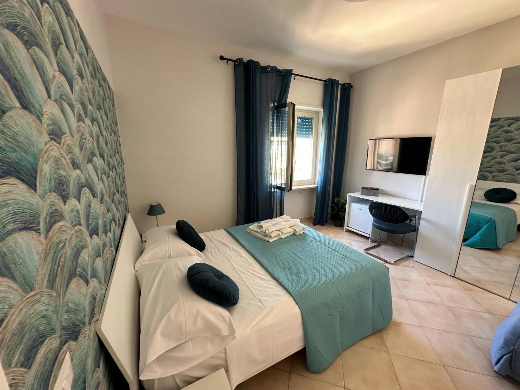Maresmeraldo Holidays Sorrento Ngoại thất bức ảnh